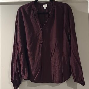 Women’s long sleeve top